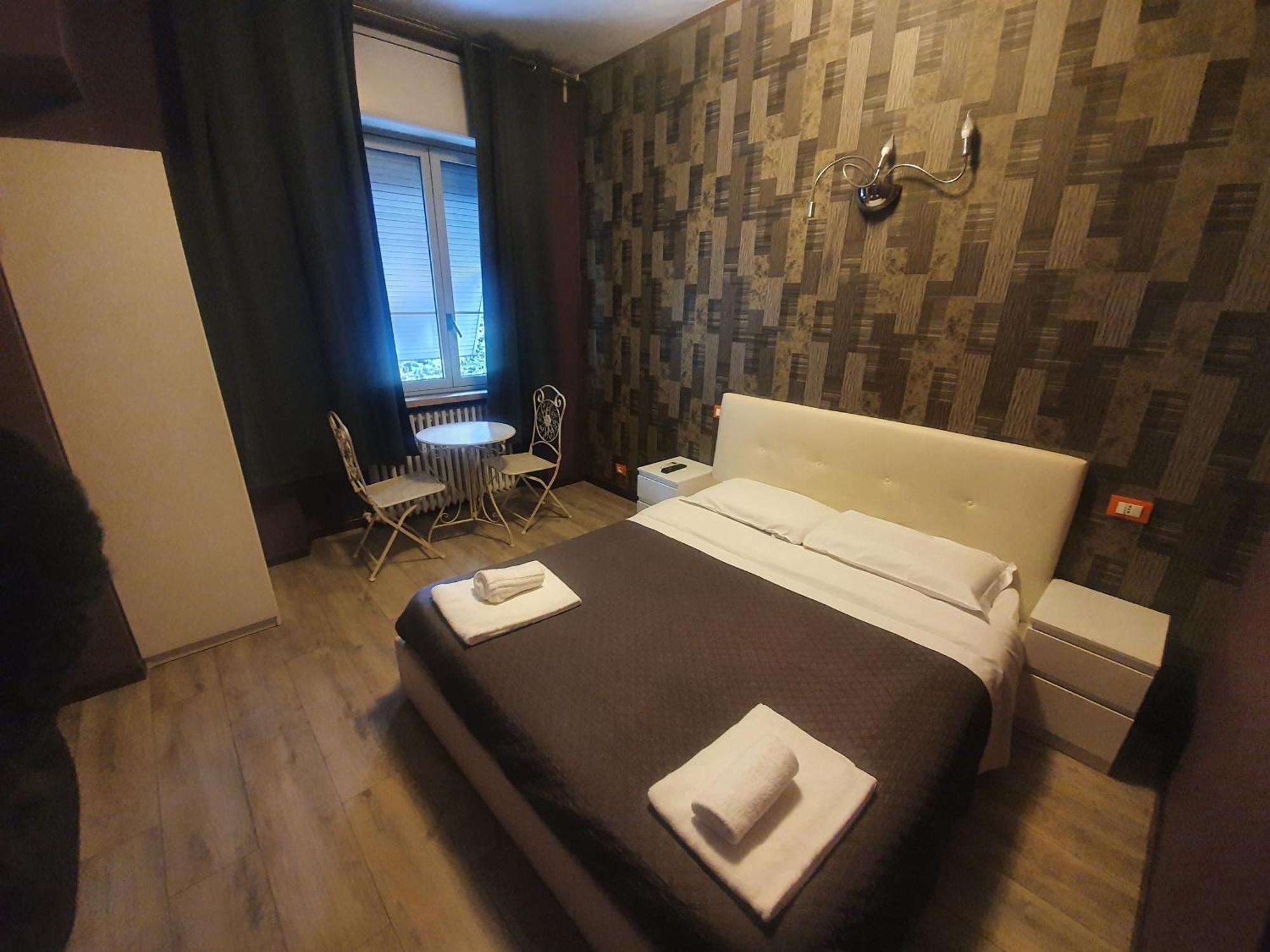 Отель Sira House Milano Экстерьер фото